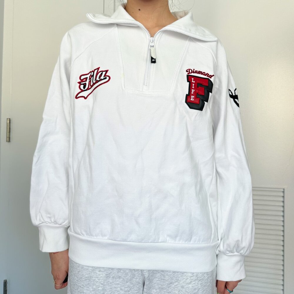 Quarter Zip Sweater in White — size S